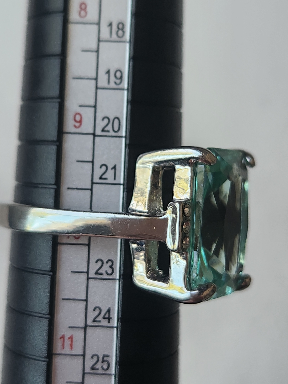 Vintage 925 Sterling Silver Statement Ring Aqua Blue Emerald-Cut Glass Stone 9.7 - Picture 7 of 8